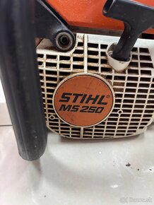 Predám motorovú pílu Stihl MS250 - 2