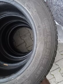 185/65r15 zimne nokian - 2