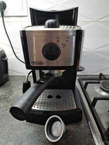 Kávovar DeLonghi - 2