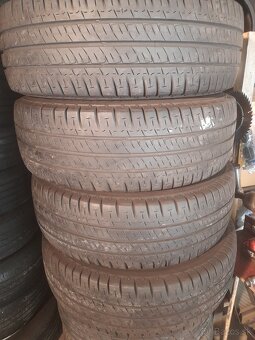 Predam letnu sadu 5x114,3-16 s pneu 215/65-16c trafic,vivaro - 2