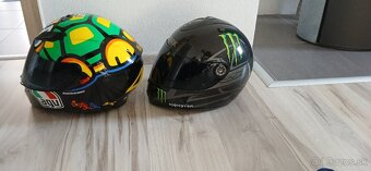 Prilba AGV a SHARK - 2