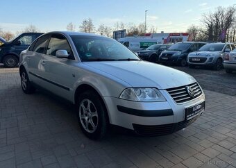 Volkswagen Passat 1.6 benzín manuál 75 kw - 2