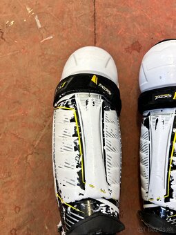 ✅ HOKEJOVÉ HOLENE- CCM SUPER TACKS AS1 - č. 15 - 38 CM ✅ - 2