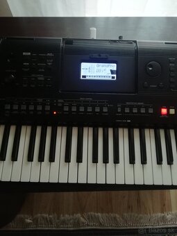 Yamaha psr e 463 - 2