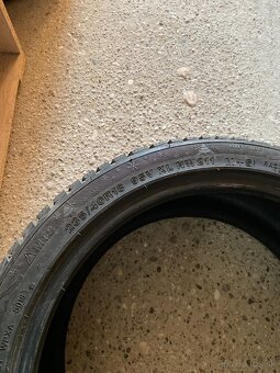 Zimne pneumatiky 235/40R18 - 2