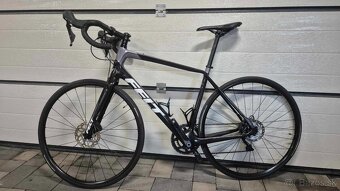 Predám bicykel Felt VR4 Endurance/Gravel/Carbon - 2