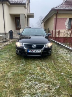 Volkswagen Passat Variant 2.0 TDI Sportline - 2