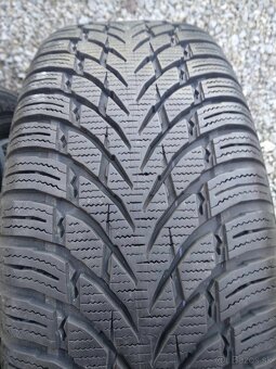 215/60 R 17 zimné NOKIAN. - 2