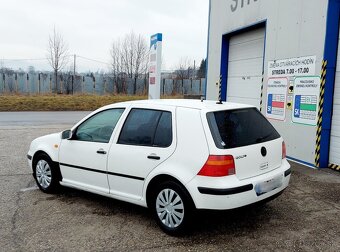 Predám VW Golf 4 - 2