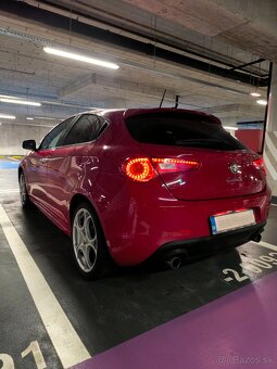 Alfa Romeo Giulietta - 2