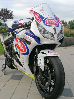 Honda CBR 1000RR - 2