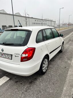 Škoda Fábia 2 combi  1.6tdi 66kw 267000 - 2