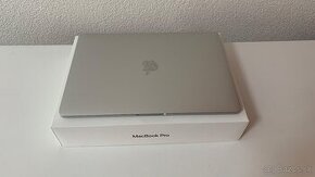 Macbook pro 13” 2018 (i7-16gb RAM, 512gb SSD) perfektny stav - 2