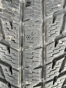 Zimne gumy 225/60 R18 Nokian - 2