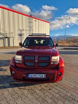 Dodge nitro 2.8crd - 2