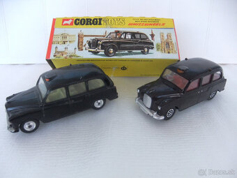 CORGI TOYS mierka 1:43 : LONDON TAXI - 2