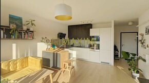 Slnečný 2 izbový apartmán v projekte Urban Residence na Rači - 2