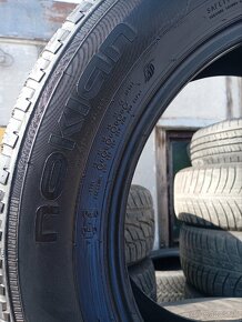 Predám jazdené pneu zimné 215/60 R16 - 2