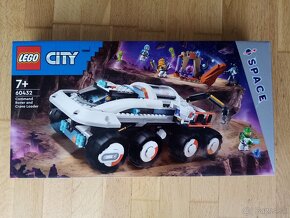 60432 LEGO City Space Command Rover and Crane Load - 2