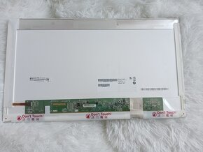 predám 17,3" LED display z notebooku , 40pin HD+ - 2