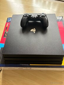 Playstation 4 PRO - 2