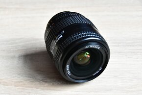 Nikon AF 28-70 f/3.5-4.5D pre SLR a DSLR - 2