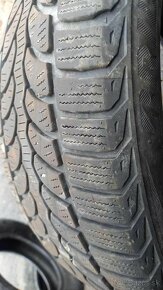 185/60R15. 84T. Bridgestone zimné - 2