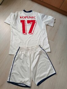 Futbalový dres a šortky - 2