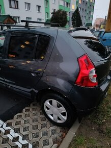 Predám áuto Dacia Sandero - 2