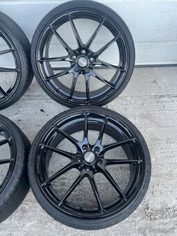 OZ Leggera HLT 20” gloss black - 2