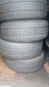 255/55R18 - 2