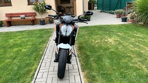 KTM Duke 890R - 2