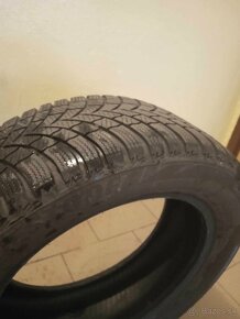 Predám 2ks zimné pn.205/55r16 Bridgestone - 2