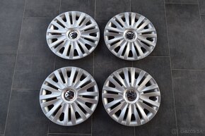 Predám originálne puklice Volkswagen 15" - 2