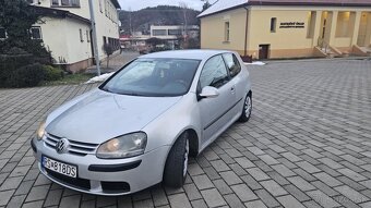 Golf 5 2004 1.4 benzín 55kw - 2