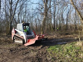 Pasovy nakladac Takeuchi TL230 s klimou, SPZ, High Flow. - 2