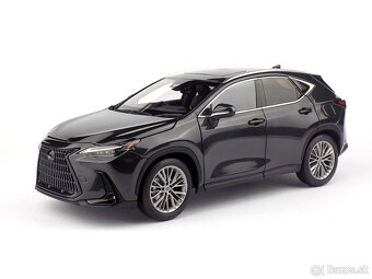 LEXUS NX450H 2022 – 1:18 KYOSHO - 2