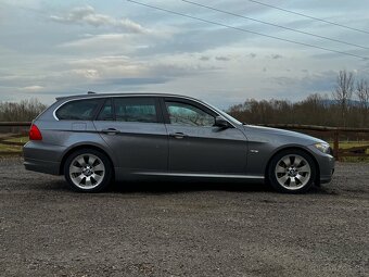 BMW e91 330xd A/T - 2