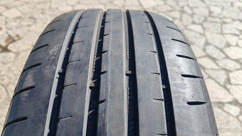 Letné pneu 225/40 R19 + 255/35 R19 --- GOOD YEAR - 2