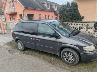 Predám chrysler voyager 2.8 crdi, automat - 2