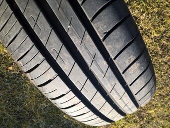 4 ks LETNÉ 185/60 R14 82H CONTINENTAL  cca 5-6 mm 50,-€/sada - 2