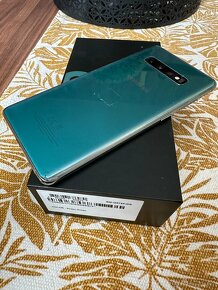 Samsung Galaxy S10 plus vo velmi dobrom stave - 2