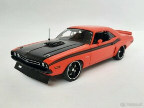 1:18 - Dodge Challenger R/T Fireball (1971) - ACME - 1:18 - 2