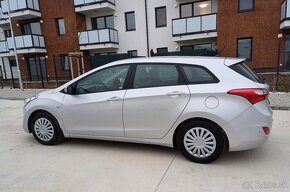 Hyundai I30 CW (Combi) 1.4 CRDI 66kw Diesel M6, r.v.2015 - 2