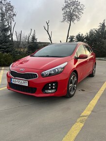 KIA Cee´d SW 1.6 CRDi VGT Platinum AT - 2