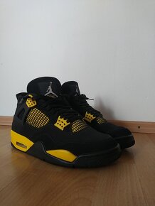 Jordan 4 Yellow Thunder - 2