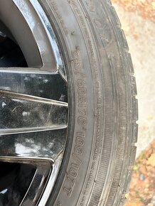 215/60R 17C  109/107T - 2