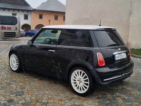 Mini Cooper one R50 - 2