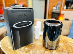 APPLE MACPRO LATE 2013 - 2