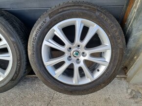 Pneu 235/55 r18 - 2